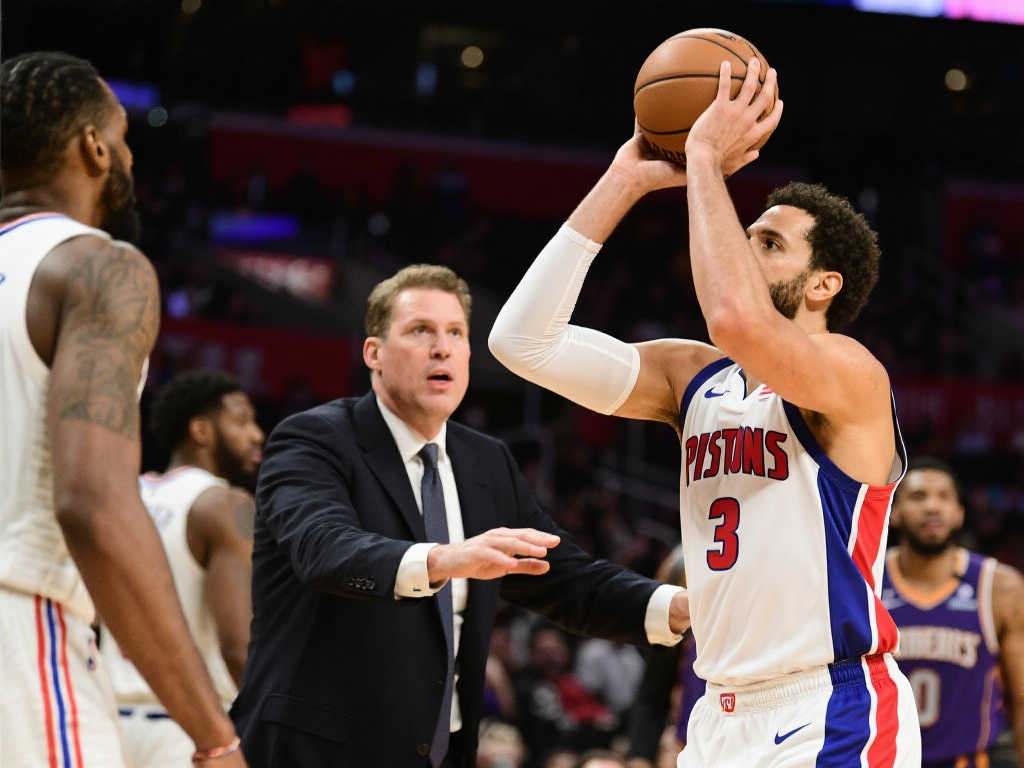 对抗打下了 对抗打下了